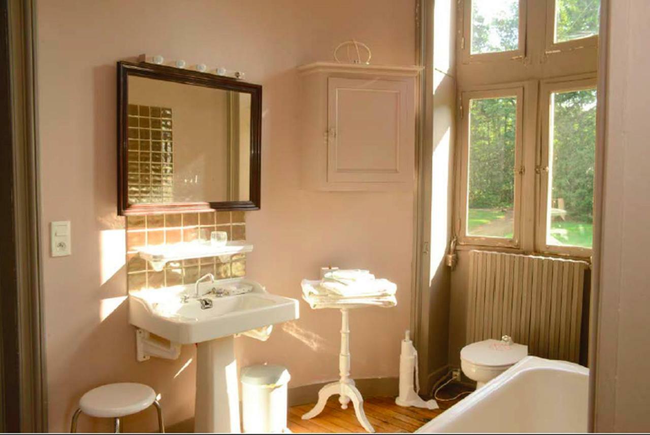 Domaine De La Haute-Porte Souvigne-sur-Sarthe ภายนอก รูปภาพ